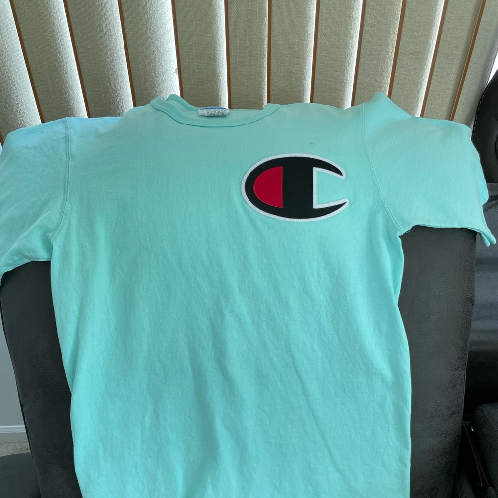 Never worn champion t shirt